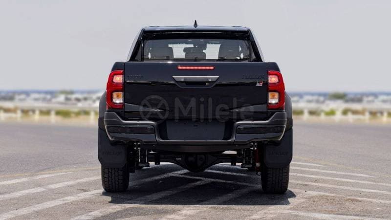 2025 Toyota Hilux GR SPORT thumbnail 8