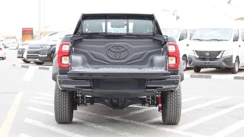 2026 Toyota Hilux GR SPORT thumbnail 8
