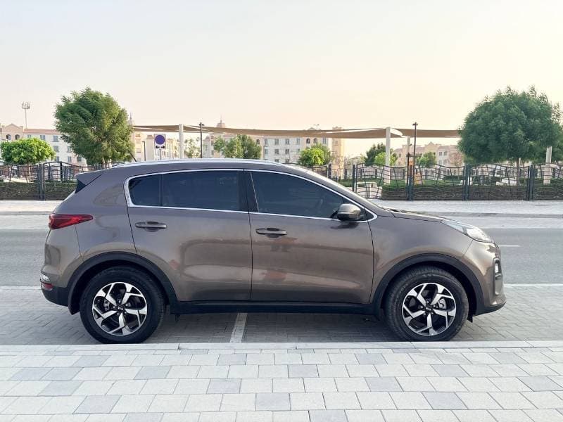 2021 Kia Sportage LX STANDARD thumbnail 3