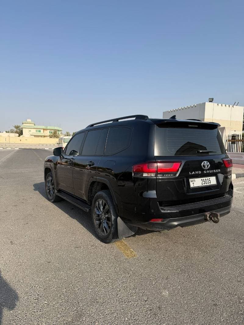 2024 Toyota Land Cruiser GXR thumbnail 6