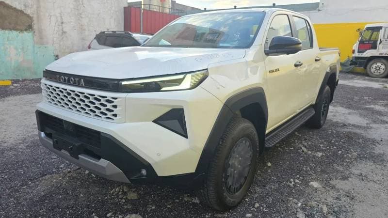 2026 Toyota Hilux Hilux E 2.8L MT