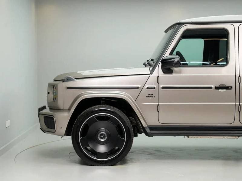 2025 Mercedes Benz G63 AMG STANDARD thumbnail 4