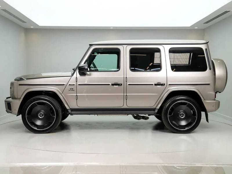 2025 Mercedes Benz G63 AMG STANDARD thumbnail 3