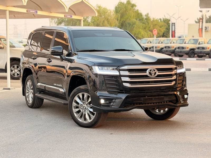 2022 Toyota Land Cruiser VXR thumbnail 2