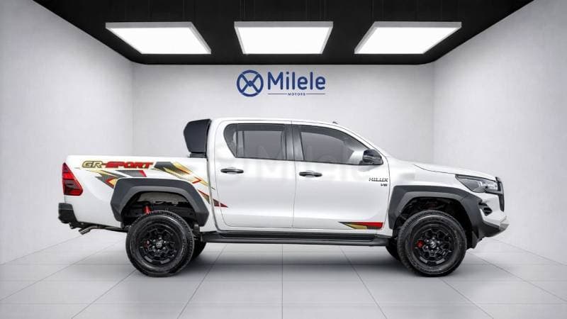 2026 Toyota Hilux GR SPORT thumbnail 5