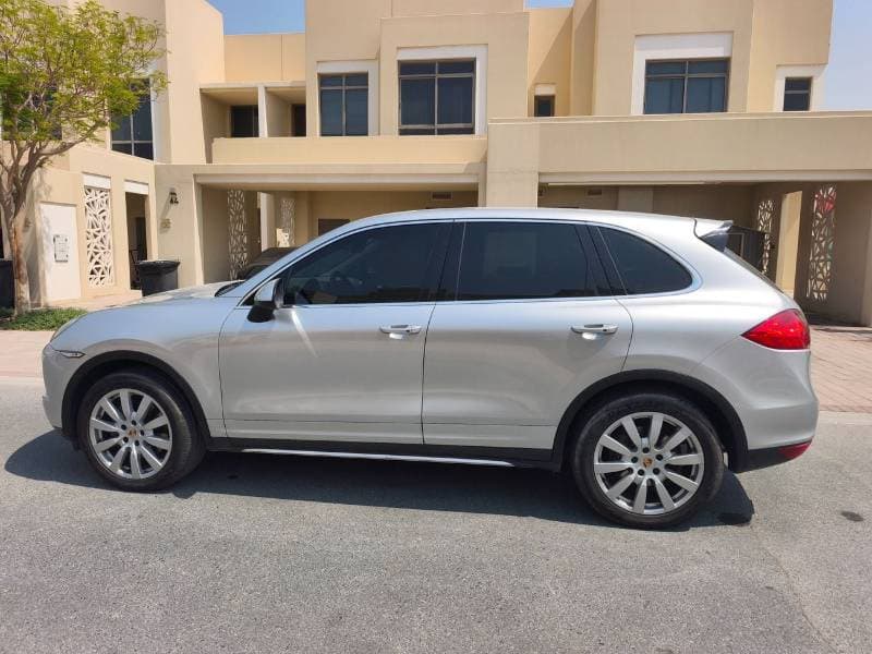 2013 Porsche Cayenne STANDARD thumbnail 7