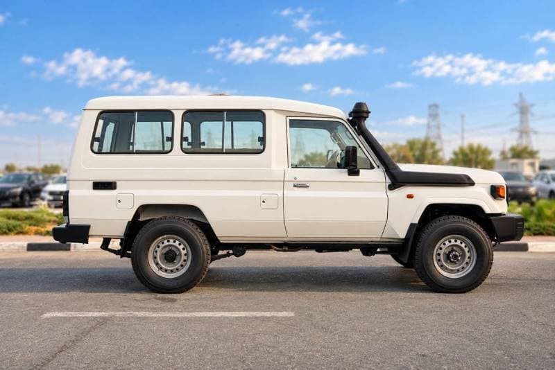 2026 Toyota Land Cruiser 70 LC 78 HARDTOP 4.0L MT thumbnail 3