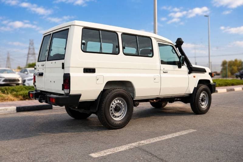 2026 Toyota Land Cruiser 70 LC 78 HARDTOP 4.0L MT thumbnail 5