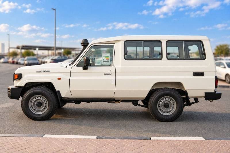 2026 Toyota Land Cruiser 70 LC 78 HARDTOP 4.0L MT thumbnail 4