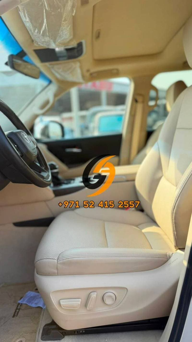 2024 Toyota Land Cruiser VX thumbnail 8