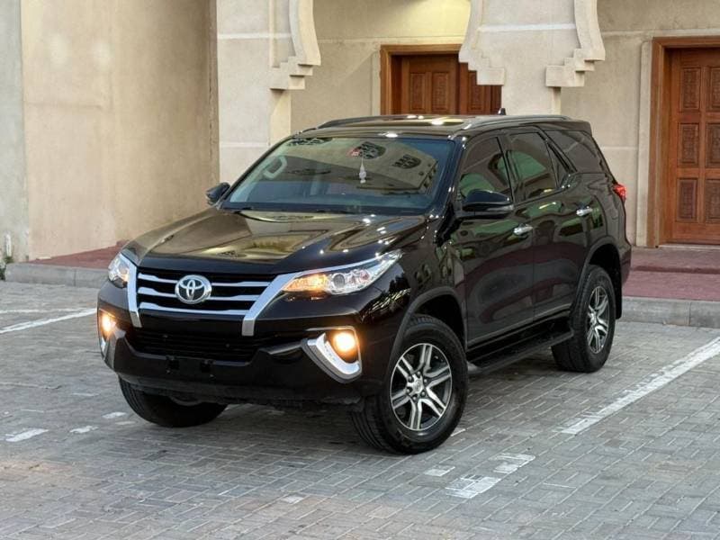 2020 Toyota Fortuner EXR thumbnail 3