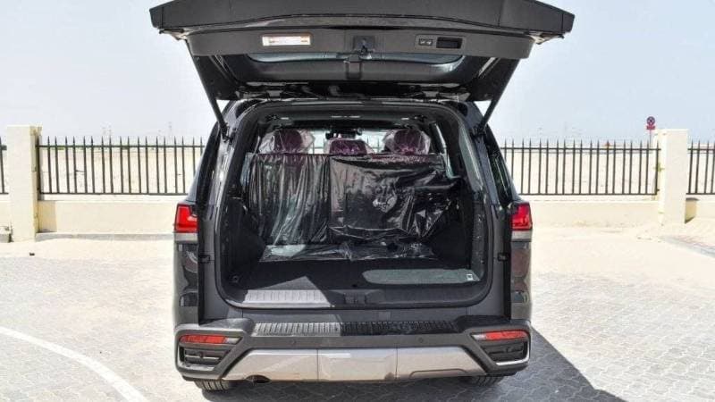 2024 Lexus LX600 SIGNATURE thumbnail 8