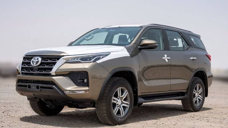 2024 Toyota Fortuner GX2 thumbnail 3