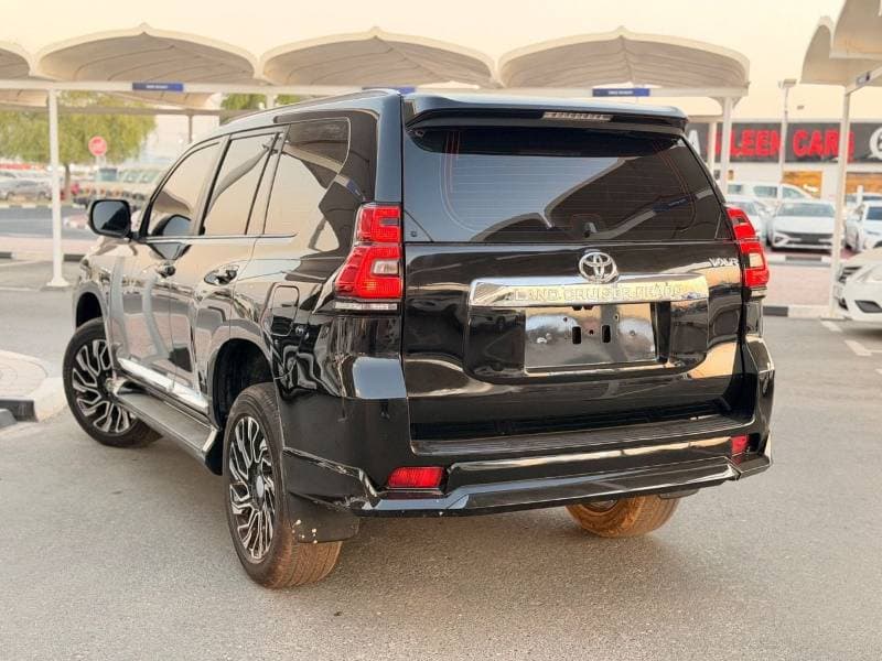 2019 Toyota Prado VXR thumbnail 4