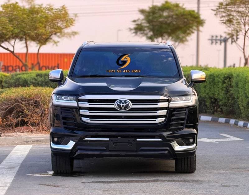 2022 Toyota Land Cruiser VXR thumbnail 6