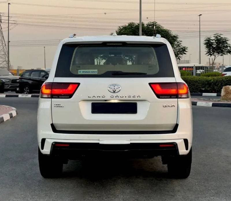 2023 Toyota Land Cruiser GXR2 thumbnail 6