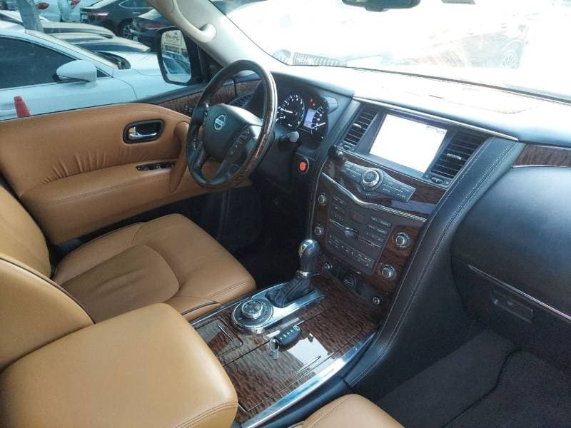 2016 Nissan Patrol LE PLATINUM thumbnail 5