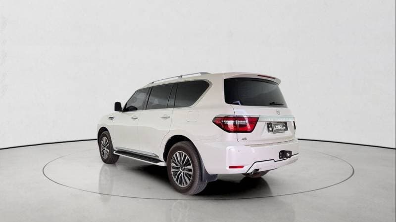 2020 Nissan Patrol SE PLATINUM CITY thumbnail 4