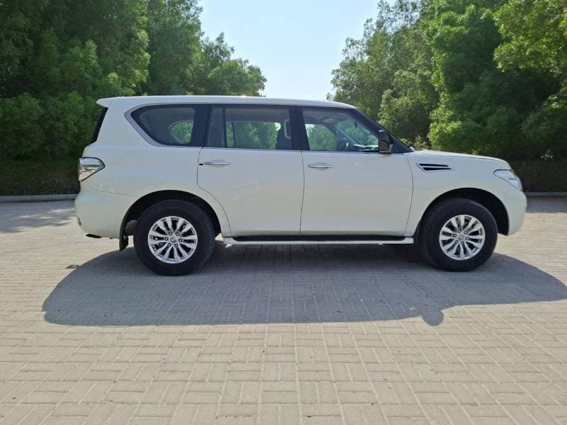 2019 Nissan Patrol XE thumbnail 7