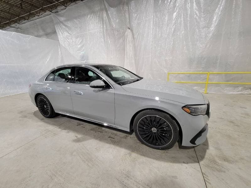 2026 Mercedes Benz E350 4MATIC thumbnail 2