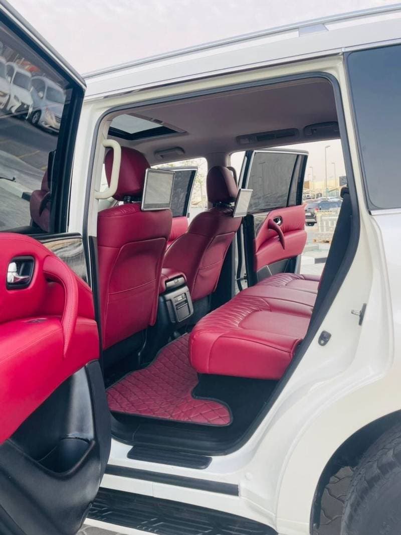 2014 Nissan Patrol LE PLATINUM thumbnail 3