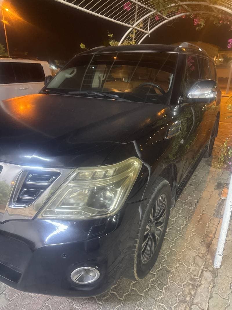 2015 Nissan Patrol SE PLATINUM CITY thumbnail 2