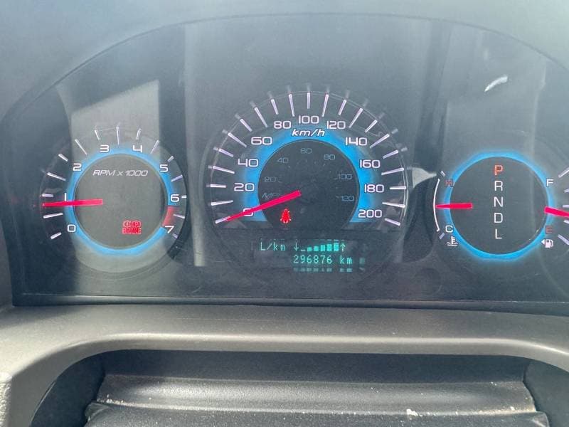 2012 Ford Fusion SE thumbnail 3