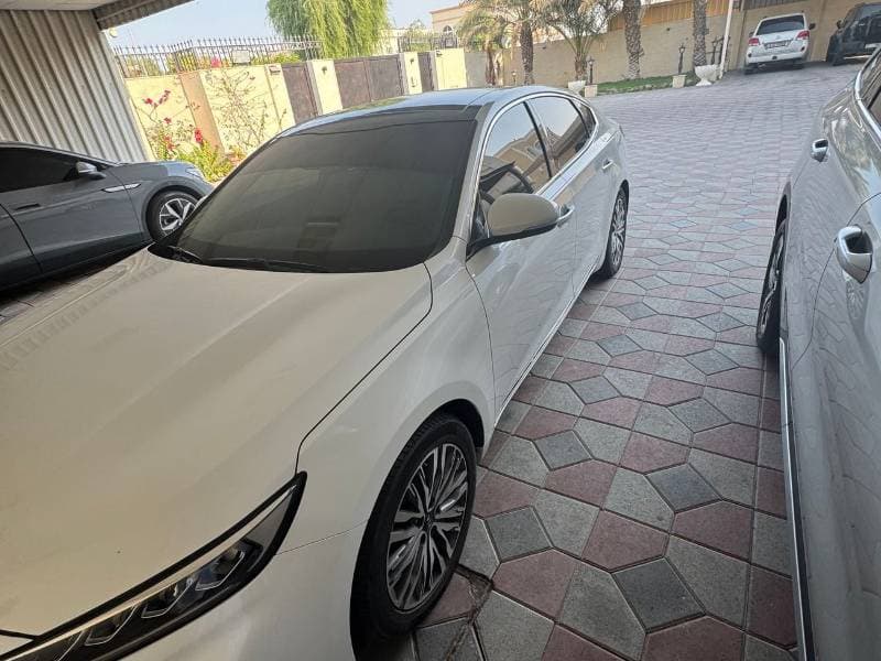 2021 Kia Cadenza EX thumbnail 3