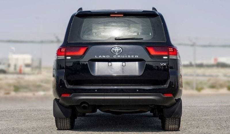 2024 Toyota Land Cruiser VX thumbnail 3