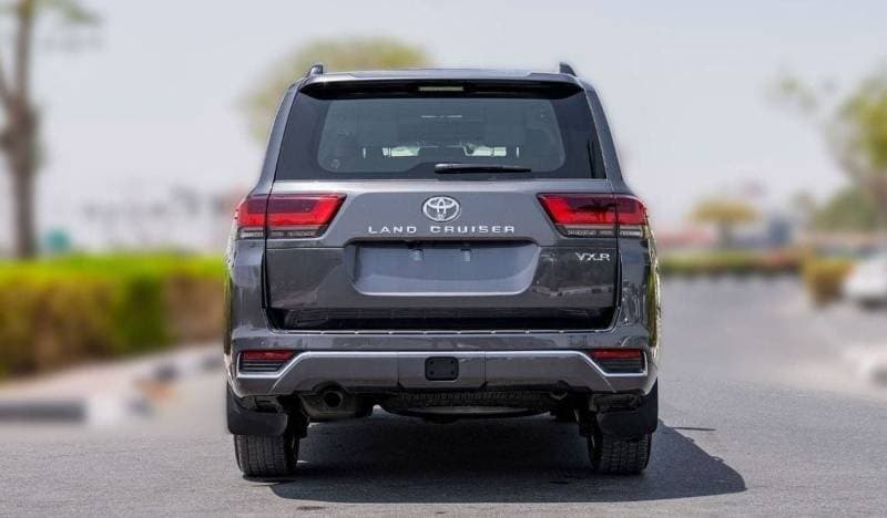 2024 Toyota Land Cruiser VXR thumbnail 6