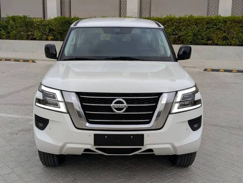 2021 Nissan Patrol XE thumbnail 3