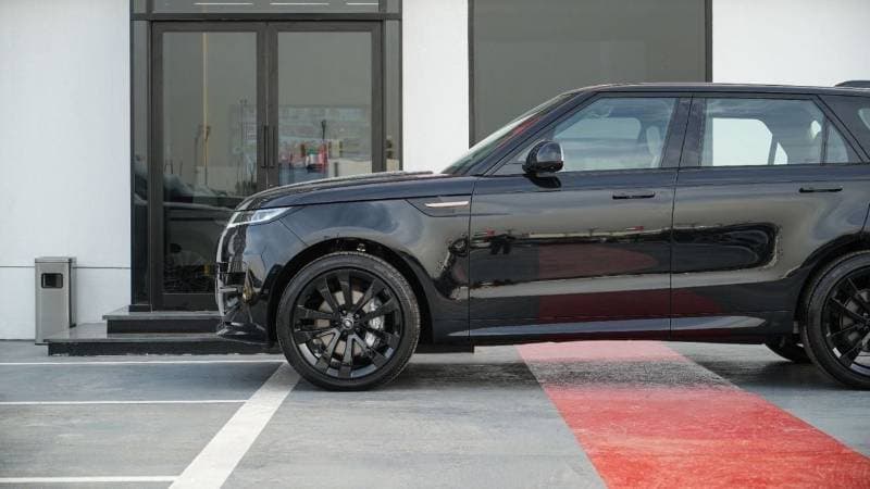 2025 Land Rover Range Rover Sport DYNAMIC HSE P400 thumbnail 8