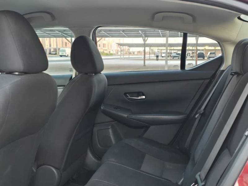 2020 Nissan Sentra S thumbnail 6