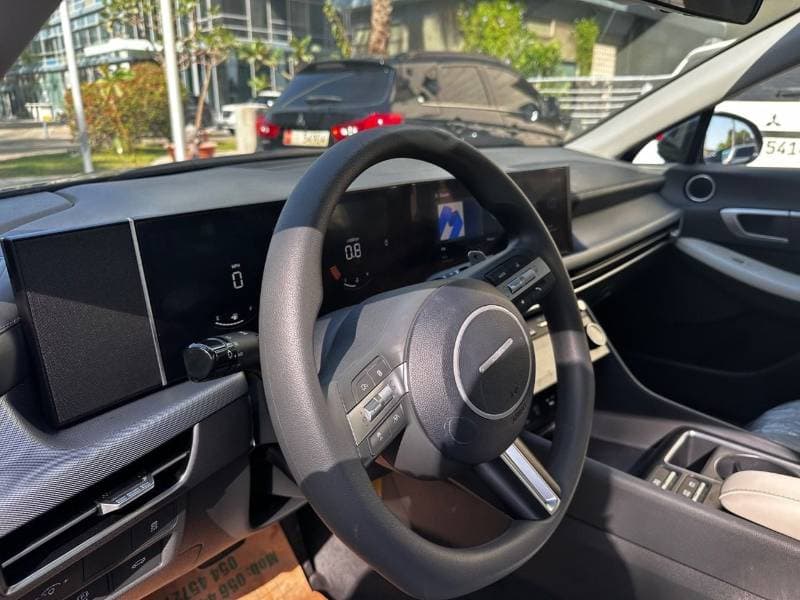 2025 Hyundai Sonata SMART thumbnail 3