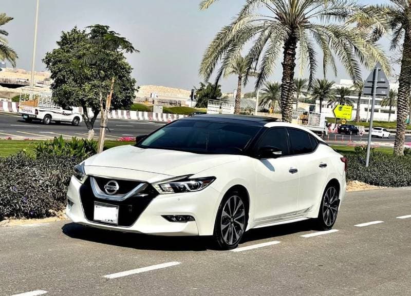 2020 Nissan Maxima SR thumbnail 5