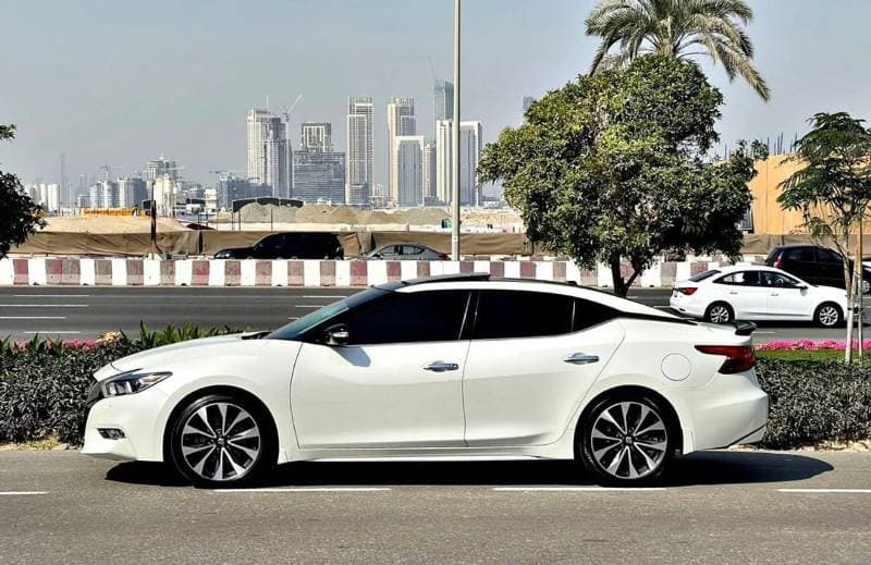 2020 Nissan Maxima SR thumbnail 7
