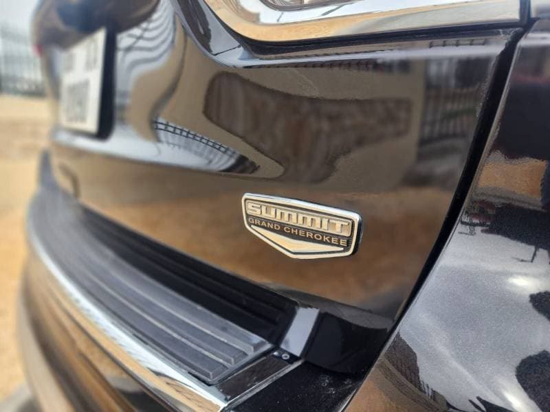 2014 Jeep Grand Cherokee SUMMIT thumbnail 8