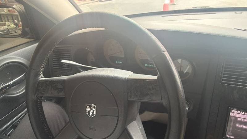2008 Dodge Charger SE thumbnail 4