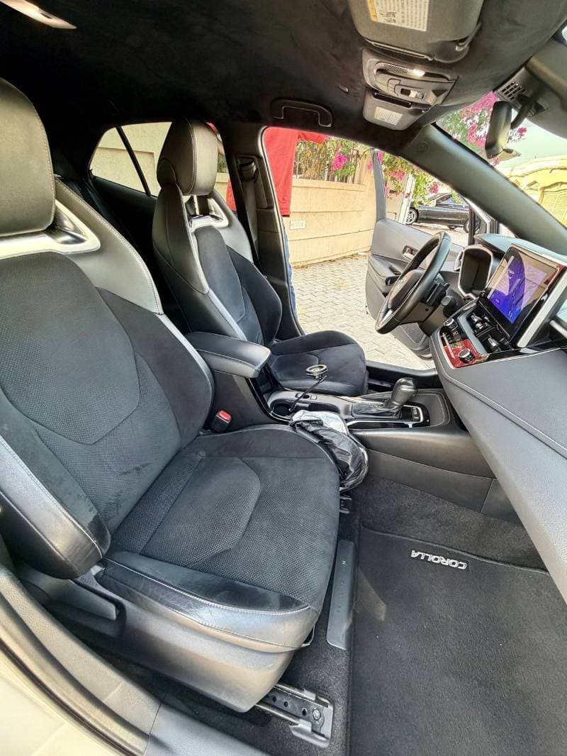 2023 Toyota Corolla XLI thumbnail 4