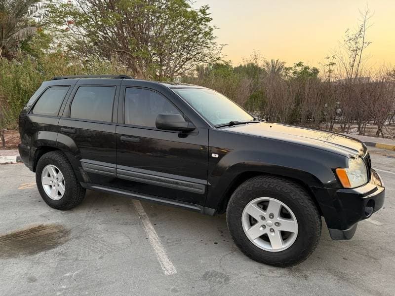 2007 Jeep Grand Cherokee thumbnail 3
