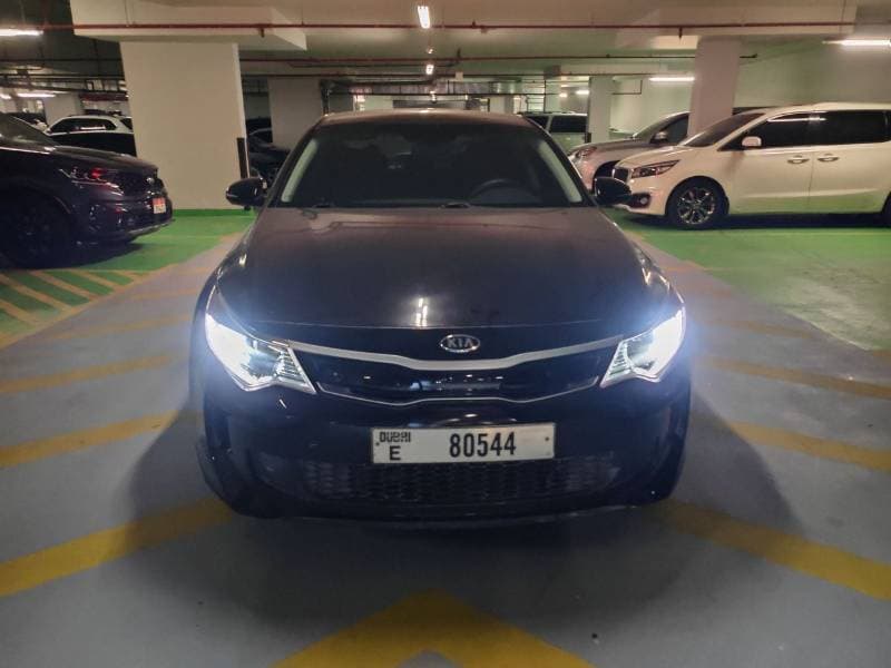 2017 Kia Optima thumbnail 6