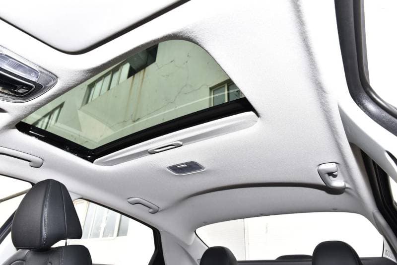 2025 Hyundai Elantra COMFORT thumbnail 4
