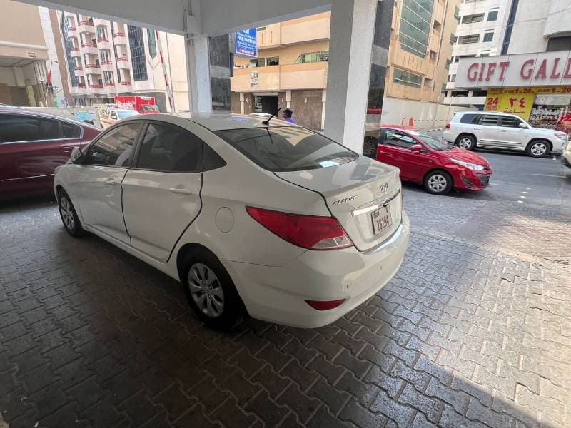 2016 Hyundai Accent GLS thumbnail 8
