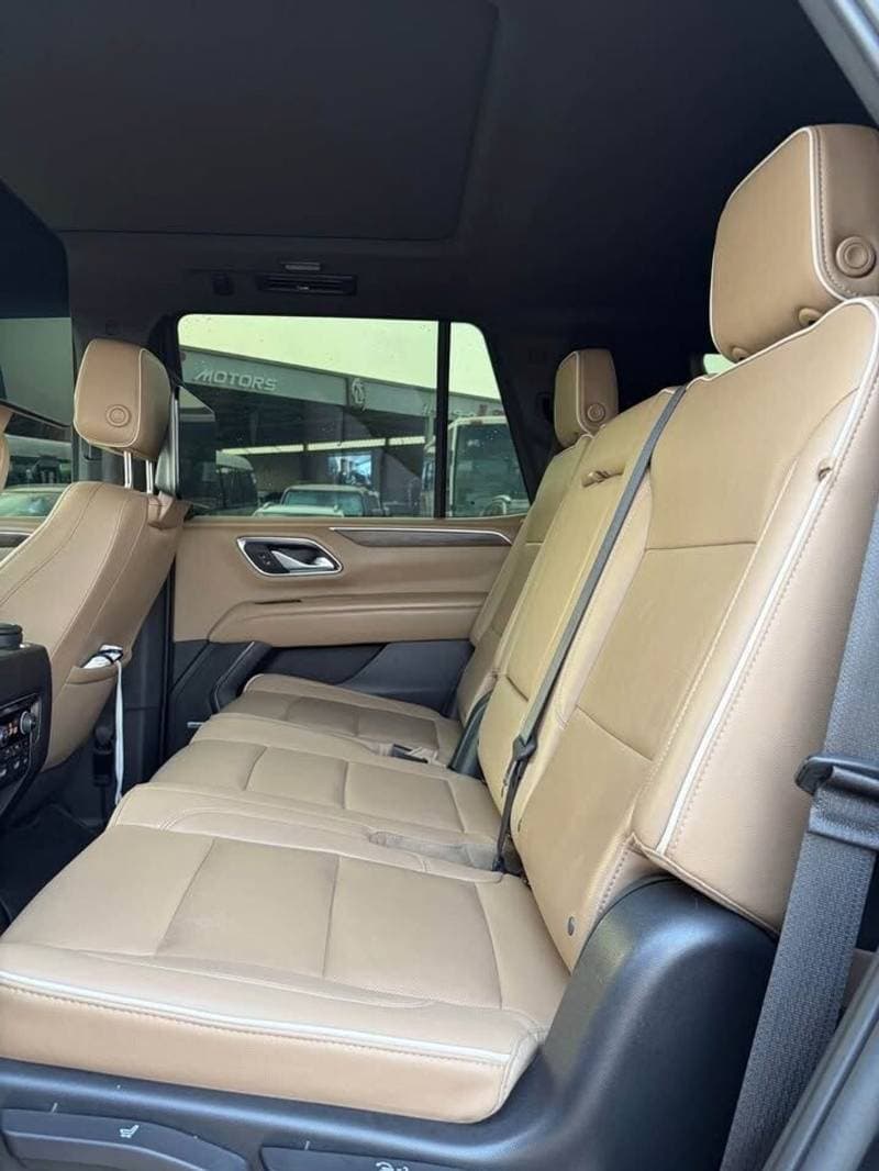 2022 Chevrolet Tahoe PREMIER thumbnail 8