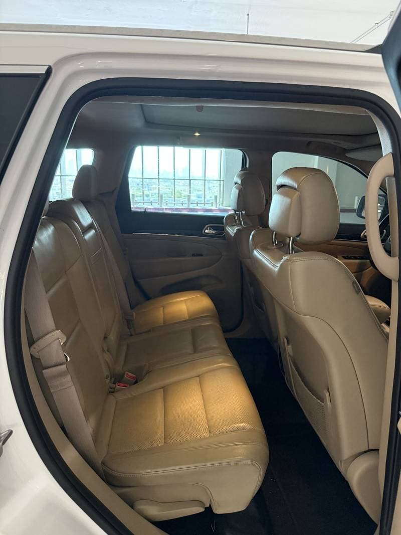 2018 Jeep Grand Cherokee LIMITED thumbnail 7