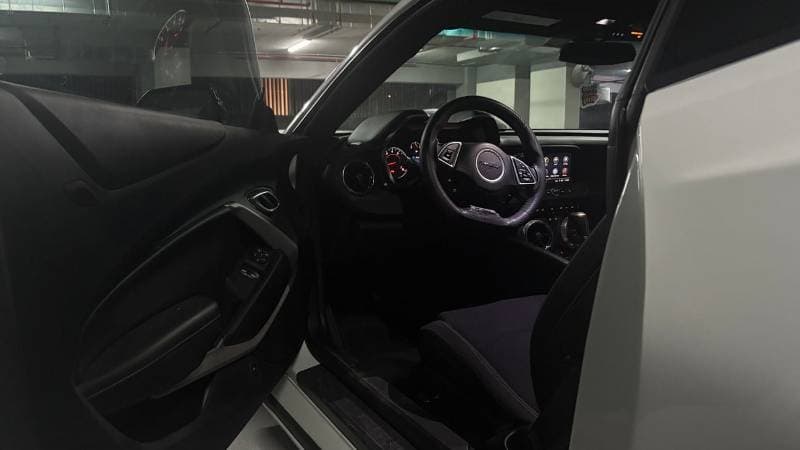 2021 Chevrolet Camaro thumbnail 4