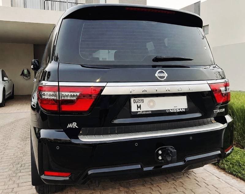 2021 Nissan Patrol SE TITANIUM thumbnail 4