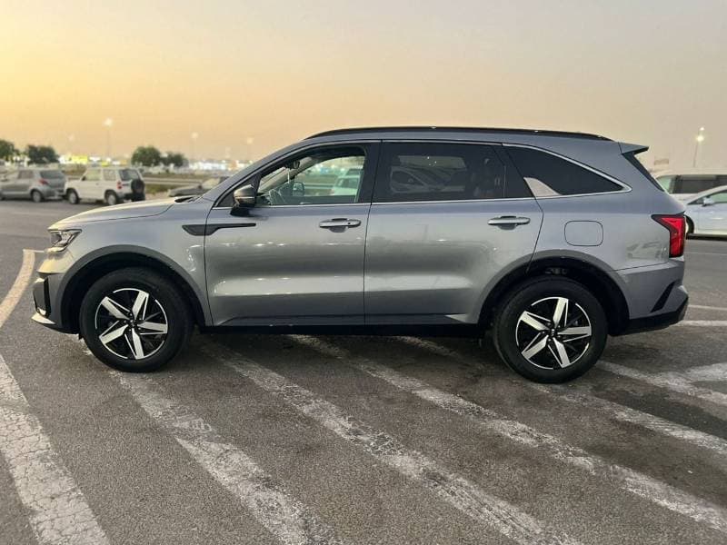 2021 Kia Sorento S thumbnail 3