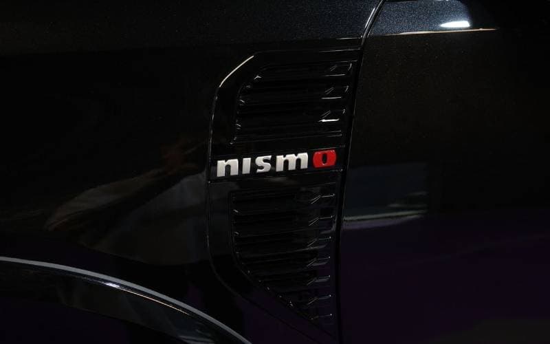 2025 Nissan Patrol NISMO thumbnail 5