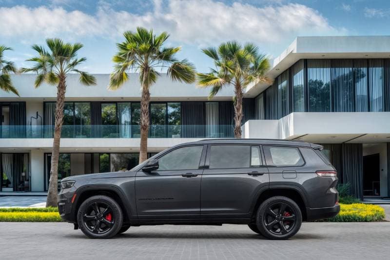 2022 Jeep Grand Cherokee LIMITED thumbnail 2